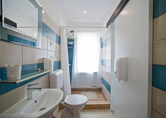 Bulovic In The Very Center Of 招待所 斯普利特